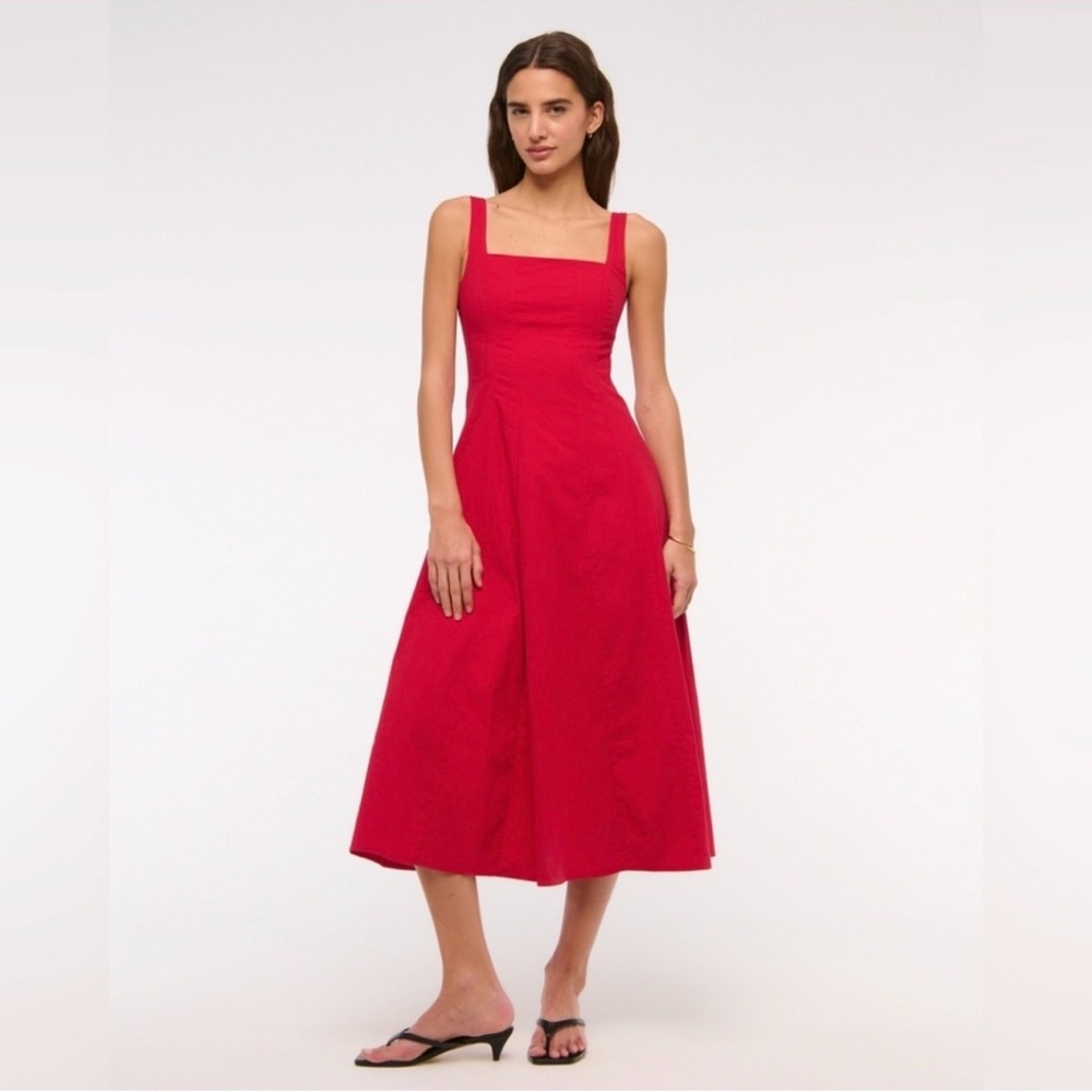 Elegant Red Sleeveless Dress
